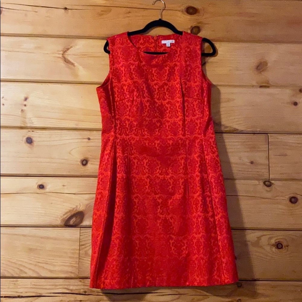 Sleeveless dress